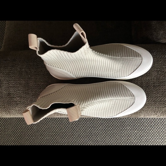 Brand new River Island Beige High Top Trainers size UK 7 - AU 9 or EU40 - Picture 7 of 10